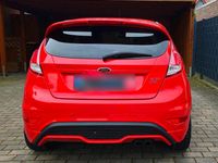Gebraucht Ford Fiesta ST 182 PS (133 kW) 2015 Rot Kleinwagen