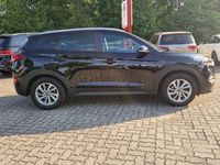 gebraucht Hyundai Tucson 1.7 CRDi 2WD **Kamera/Navi/AHK**