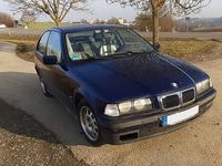 Gebraucht BMW 316 105 PS (77 kW) 1999 Blau Limousine