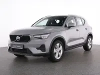 Gebraucht Volvo XC40 Core 163 PS (119 kW) 2024 Vapour grey / metallic SUV