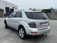 Gebraucht Mercedes ML320 224 PS (164 kW) 2008 Silber SUV