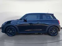 Gebraucht Mini Cooper SE Classic 135 kW (184 PS) 2023 Schwarz Kleinwagen