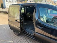 Gebraucht Peugeot Partner 98 PS (72 kW) 2012 Schwarz Van / Kleinbus