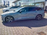 Gebraucht Volvo V60 145 PS (106 kW) 2023 Kombi