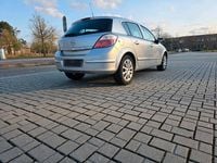 Gebraucht Opel Astra 105 PS (77 kW) 2004 Silber Kleinwagen