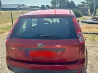 Gebraucht Ford Fiesta Ambiente 69 PS (50 kW) 2006 Rot Kleinwagen