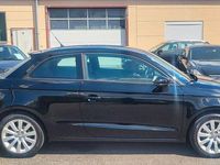 Second-hand Audi A1 Ambition 122 CP (89 kW) 2011 Negru Hatchback