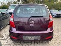 Gebraucht Hyundai i10 Edition 69 PS (50 kW) 2012 Violet Kleinwagen