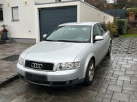 Second-hand Audi A4 102 CP (75 kW) 2004 Argintiu Berlinǎ