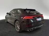 Second-hand Audi SQ8 Competition 507 CP (372 kW) 2023 Negru SUV