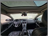 Gebraucht Volvo V40 150 PS (110 kW) 2015 Schwarz Limousine