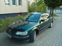 Gebraucht VW Passat 125 PS (91 kW) 1997 Grün Limousine