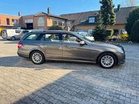 Gebraucht Mercedes E250 204 PS (150 kW) 2011 Indiumgrau  metalliclack Kombi