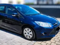 Usata Ford Focus 115 CV (84 kW) 2013 Blu Station wagon