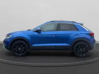 Gebraucht VW T-Roc Move 150 PS (110 kW) 2024 Ravennablau SUV