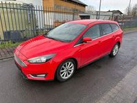 Gebraucht Ford Focus Titanium 120 PS (88 kW) 2018 Rot Limousine