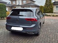 Gebraucht VW Golf VIII Move 150 PS (110 kW) 2023 Grau Limousine