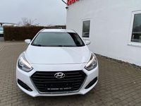 Gebraucht Hyundai i40 Trend 141 PS (103 kW) 2016 Weiß Kombi