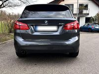 Gebraucht BMW 218 Active Tourer 136 PS (100 kW) 2018 Grau Van / Kleinbus