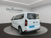 Usata VW Caravelle Basis 150 CV (110 kW) 2025 Blu Furgone