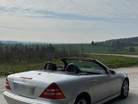 Gebraucht Mercedes SLK230 197 PS (144 kW) 2002 Silber Cabrio