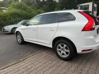 Gebraucht Volvo XC60 150 PS (110 kW) 2016 Weiß SUV