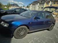 Second-hand Audi A3 101 CP (74 kW) 1999 Albastru Hatchback