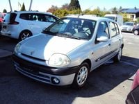 Gebraucht Renault Clio II 97 PS (71 kW) 2001 Silber Kleinwagen