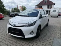 Gebraucht Toyota Yaris Comfort 75 PS (55 kW) 2014 Weiß Kleinwagen
