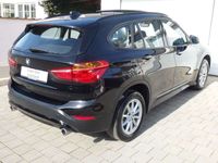 gebraucht BMW X1 xDrive18d Glasdach Navi Parkass Sitzhz Allrad