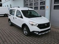 Gebraucht Dacia Dokker Stepway 95 PS (69 kW) 2019 Gletscherweiss Van / Kleinbus