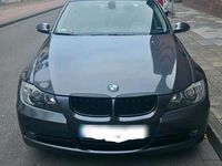 Gebraucht BMW 320 150 PS (110 kW) 2007 Silber Limousine