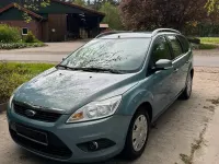 Używany Ford Focus 101 KM (74 kW) 2008 Niebieski Kombi