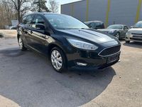 Gebraucht Ford Focus Business Edition 125 PS (91 kW) 2016 Schwarz Limousine