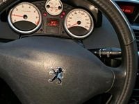 Gebraucht Peugeot 207 95 PS (69 kW) 2009 Schwarz Kleinwagen