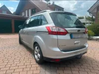 Gebraucht Ford Grand C-Max 115 PS (84 kW) 2013 Silber Van / Kleinbus