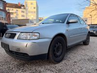 Second-hand Audi A3 Ambiente 101 CP (74 kW) 2000 Argintiu Hatchback