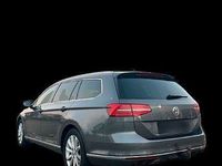 Gebraucht VW Passat Highline 179 PS (131 kW) 2017 Grau Kombi