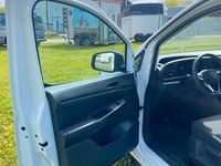 Gebraucht VW Caddy Basis 102 PS (75 kW) 2023 Weiß Van / Kleinbus