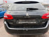 Gebraucht Peugeot 308 SW Active 131 PS (96 kW) 2017 Blau Kombi