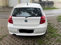 Gebraucht BMW 116 116 PS (85 kW) 2007 Weiß Kleinwagen