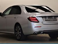 Gebraucht Mercedes E200 AMG line 150 PS (110 kW) 2018 Iridium silber metallic (metallic) Limousine