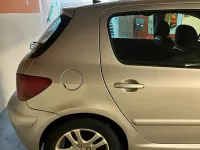 Gebraucht Peugeot 307 109 PS (80 kW) 2005 Silber Limousine
