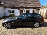 Usata BMW 318 143 CV (105 kW) 2012 Nero Station wagon
