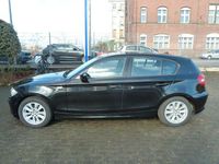 Gebraucht BMW 118 143 PS (105 kW) 2011 Schwarz Kleinwagen