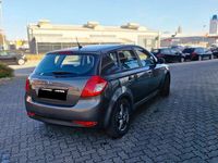 Gebraucht Kia Ceed Spirit 109 PS (80 kW) 2010 Grau Kleinwagen