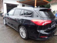 Gebraucht Ford Focus Titanium 125 PS (91 kW) 2019 Schwarz Limousine