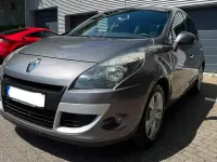 Usata Renault Scénic III 140 CV (102 kW) 2010 Grigio Monovolume