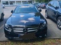 Gebraucht Mercedes E220 194 PS (142 kW) 2018 Schwarz Limousine