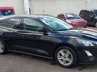 Używany Ford Focus Cool & Connect 125 KM (91 kW) 2020 Czarny Kombi
